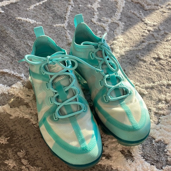 Nike VaporMax - Picture 9 of 10